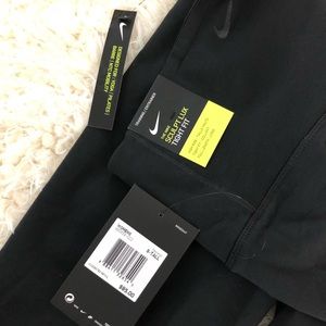 nike sculpt lux tight fit